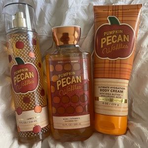 Pumpkin pecan waffles Bath and body works